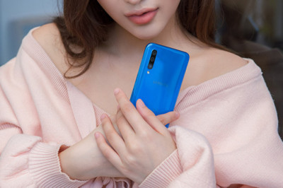 Samsung vượt qua Apple trong quý III về số lượng điện thoại xuất xưởng