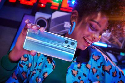 Trình làng Realme 9 Pro và 9 Pro+ thiết kế cực hút mắt