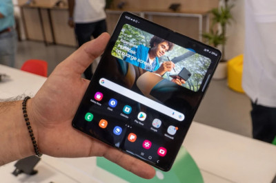 Trên tay Galaxy Z Fold 4 vừa trình làng