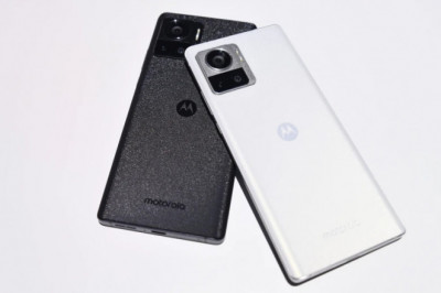 Trên tay Motorola Edge 30 Ultra: Chiếc điện thoại có camera 200MP đầu tiên trên thế giới