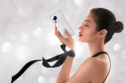 Ra mắt Xiaomi Civi 2: Sao chép thiết kế iPhone 14 Pro, giá chỉ 8 triệu