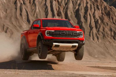 Ford Ranger Raptor 2023 ra mắt tại Việt Nam, giá từ 1,299 tỷ đồng