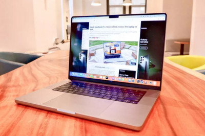 Galaxy Book 3 Ultra và MacBook Pro 16 inch đối đầu